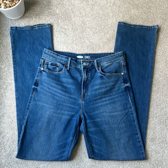 Old Navy Tall 12 High Rise Kicker Bootcut Jeans in medium indigo secret slim - Picture 2 of 10